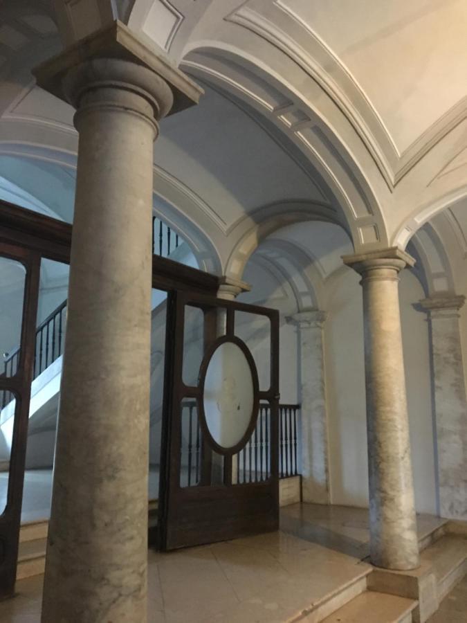 Отель Il Palazzotto Изерния Экстерьер фото
